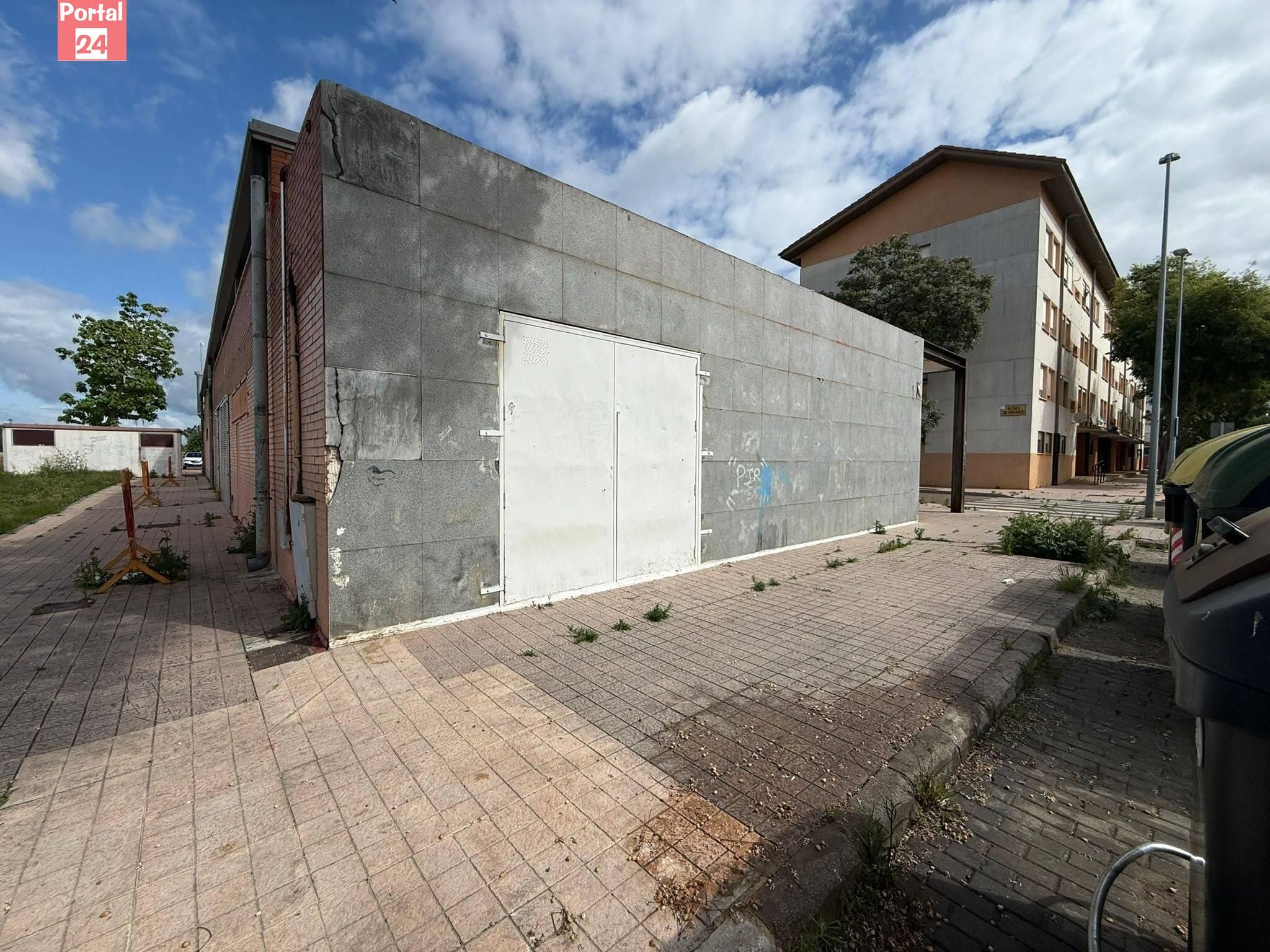 Exterior view of Premises for sale in Badajoz Capital