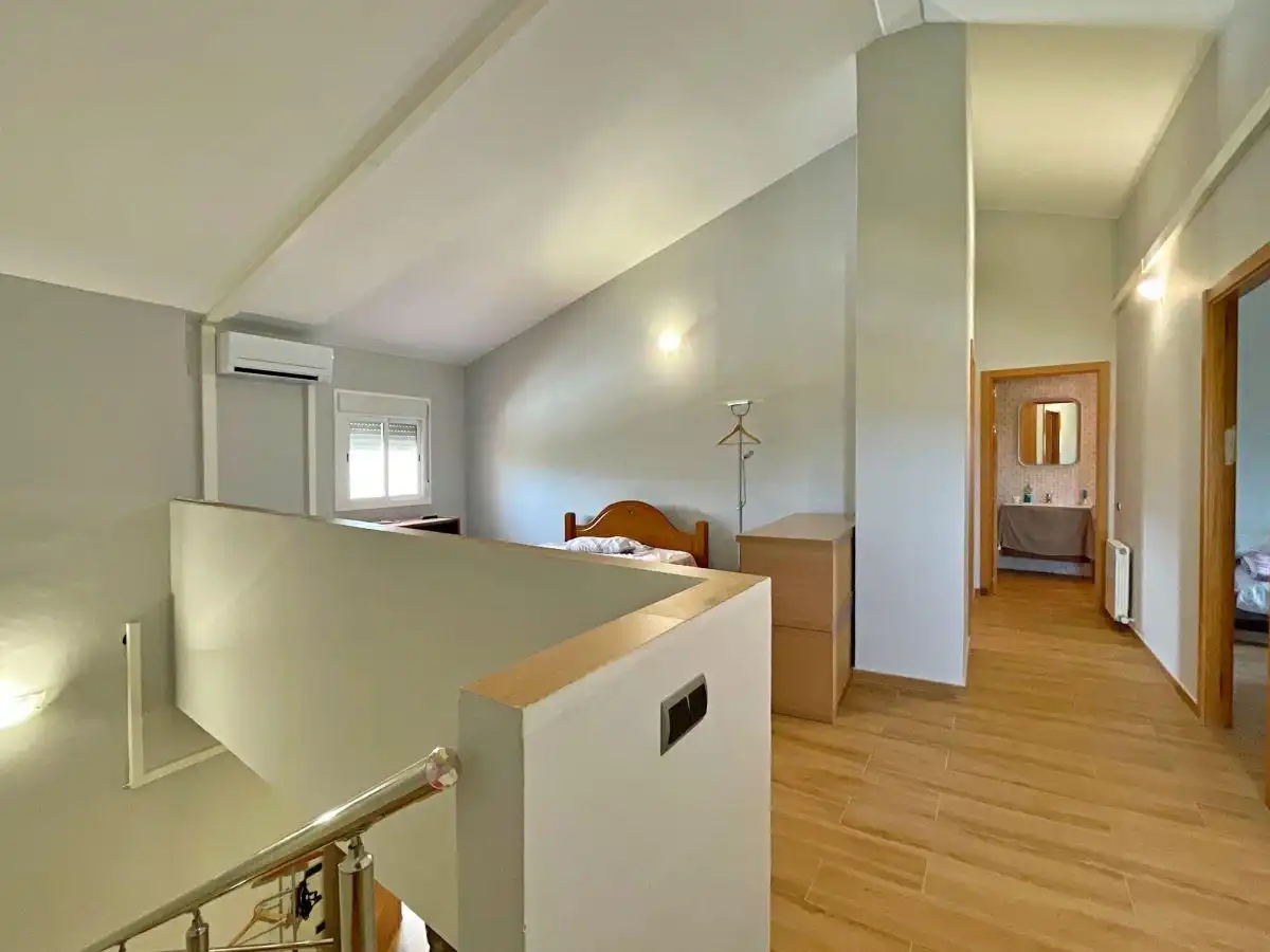 Schlafzimmer von Country house zum Verkauf in Tortosa mit Klimaanlage, Heizung und Privatgarten