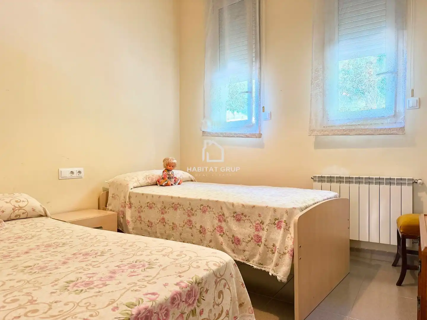 Bedroom of Houses for sale in Girona  with Air Conditioner, Heating and Private garden
