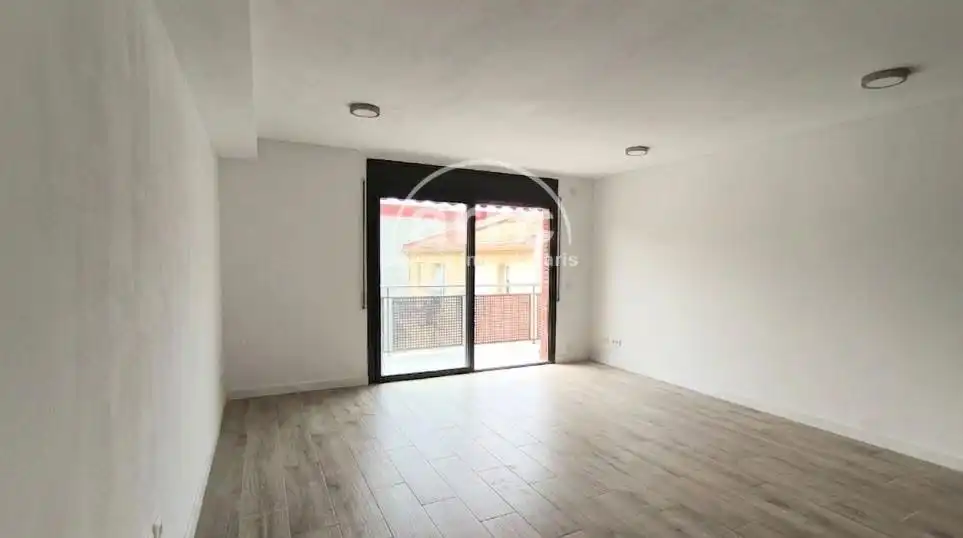 Dúplex amb terrassa en venda a Calella, imagen 4