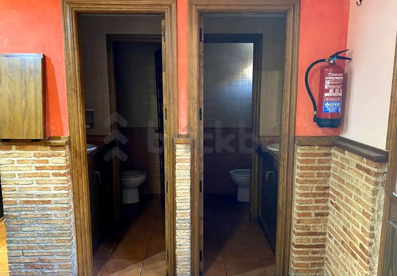 Local comercial de lloguer a Calle de Santa Ana, imagen 5