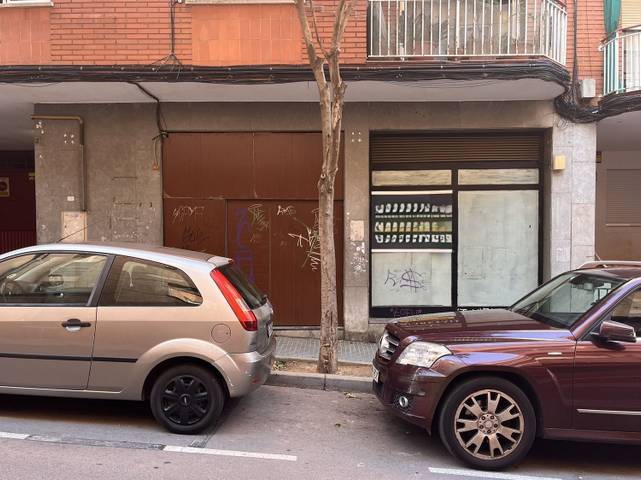 Local comercial en Alquiler en  del Safir, 12 en Can Fatjó - Sant Jordi Park - Plana del Castell