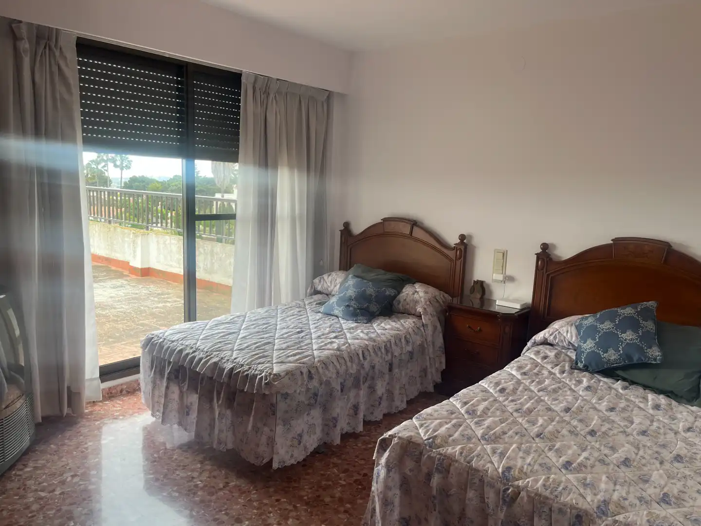 Habitación de Casa o chalet en venta en Chiva con Aire acondicionado, Jardín privado y Terraza