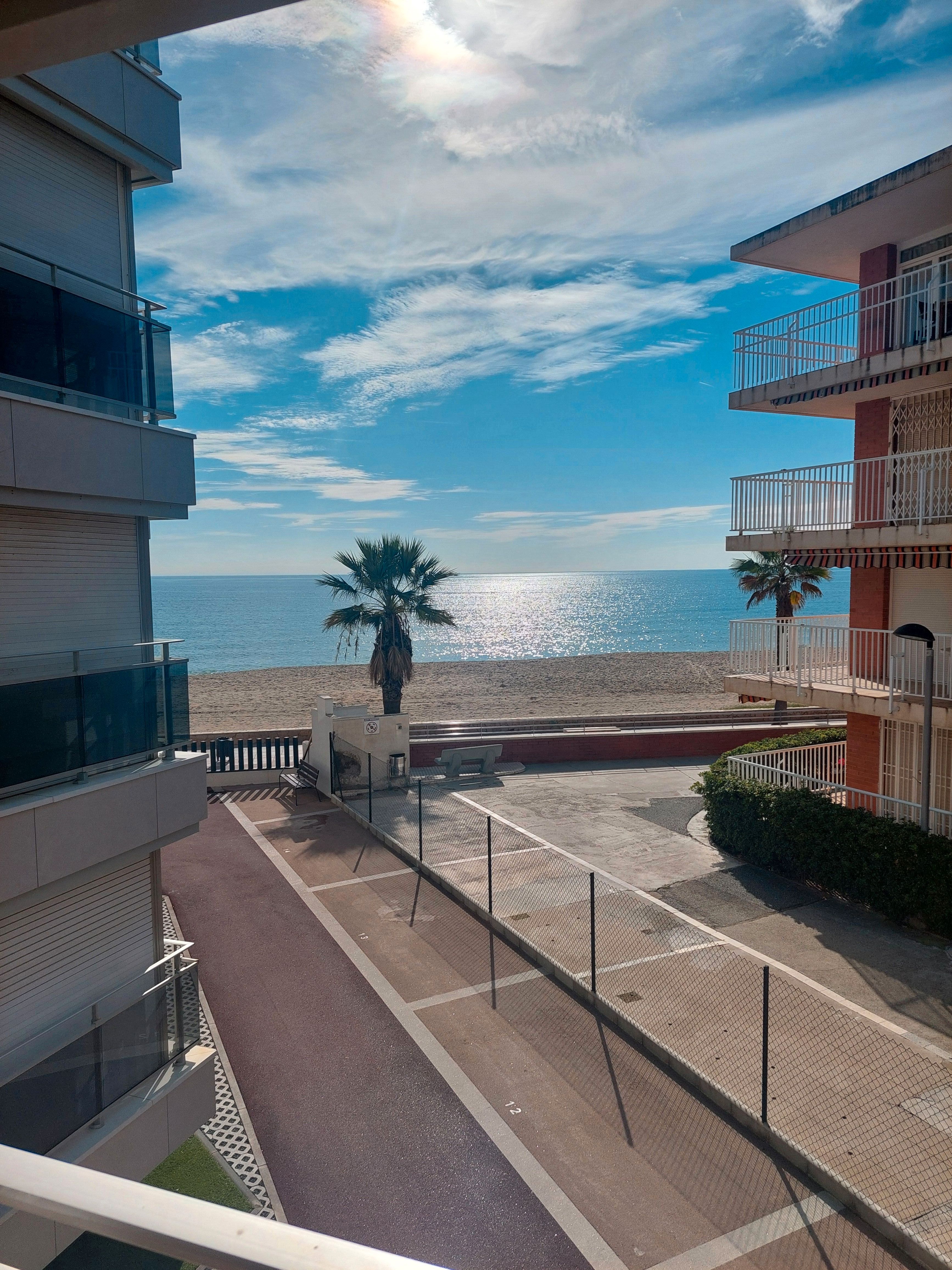 Habitación de Apartamento en venta en Cambrils con Calefacción, Terraza y Amueblado