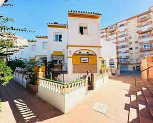 Vista exterior de Casa adosada en venda en Torrox amb Aire condicionat i Terrassa