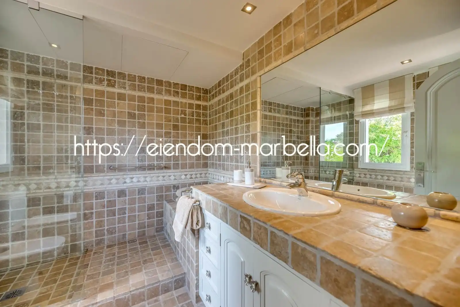 Chalet con piscina en venta en Elviria - Cabopino, imagen 29