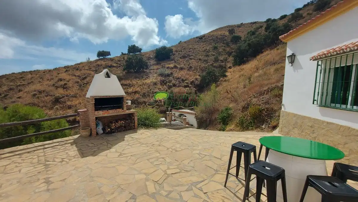 Terraza de Finca rústica en venta en Vélez-Málaga con Aire acondicionado, Terraza y Trastero