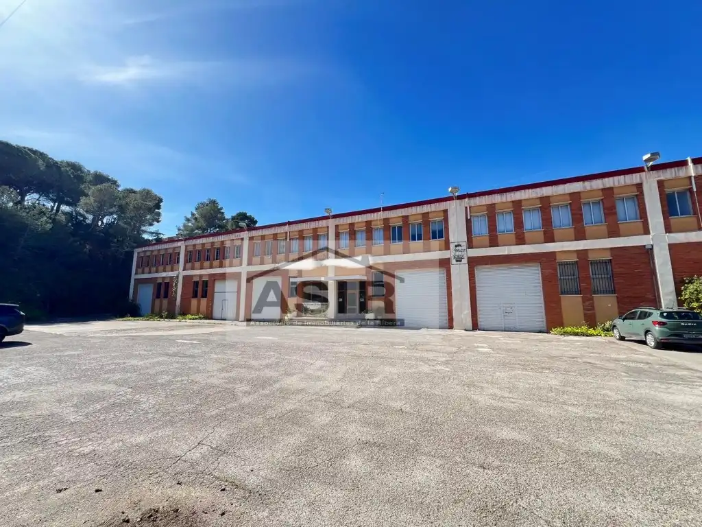 Nave industrial in vendita a Avenida Mediterrani Del, imagen 3