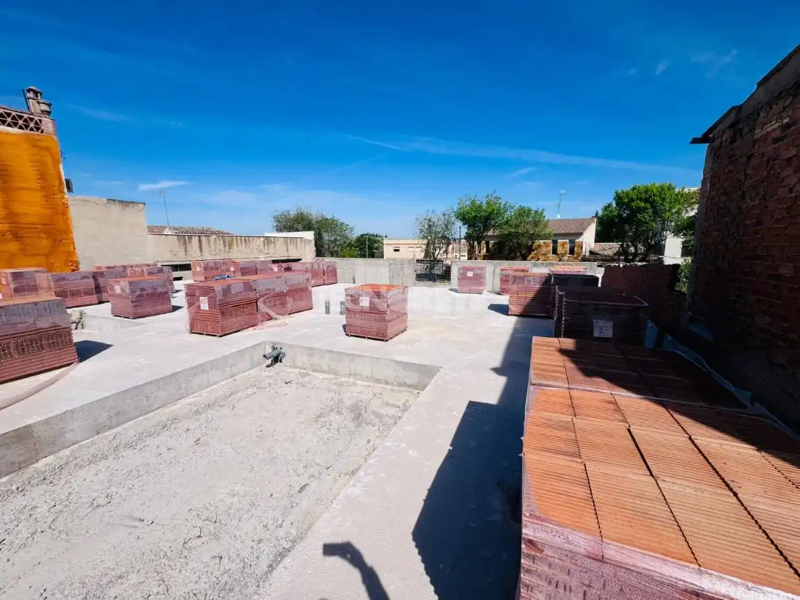 Casa adosada en venta en Toledo con Calefacción y Jardín privado
