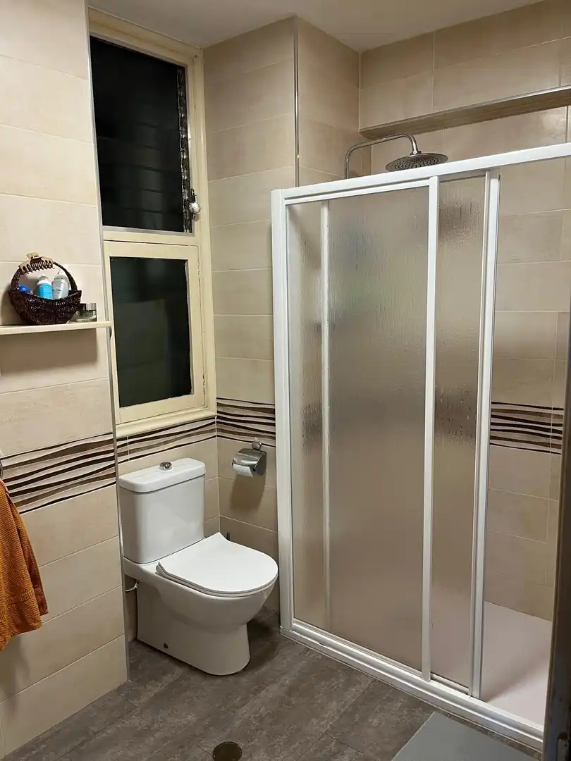 Baño de Piso en venta en A Coruña Capital  con Calefacción, Terraza y Trastero