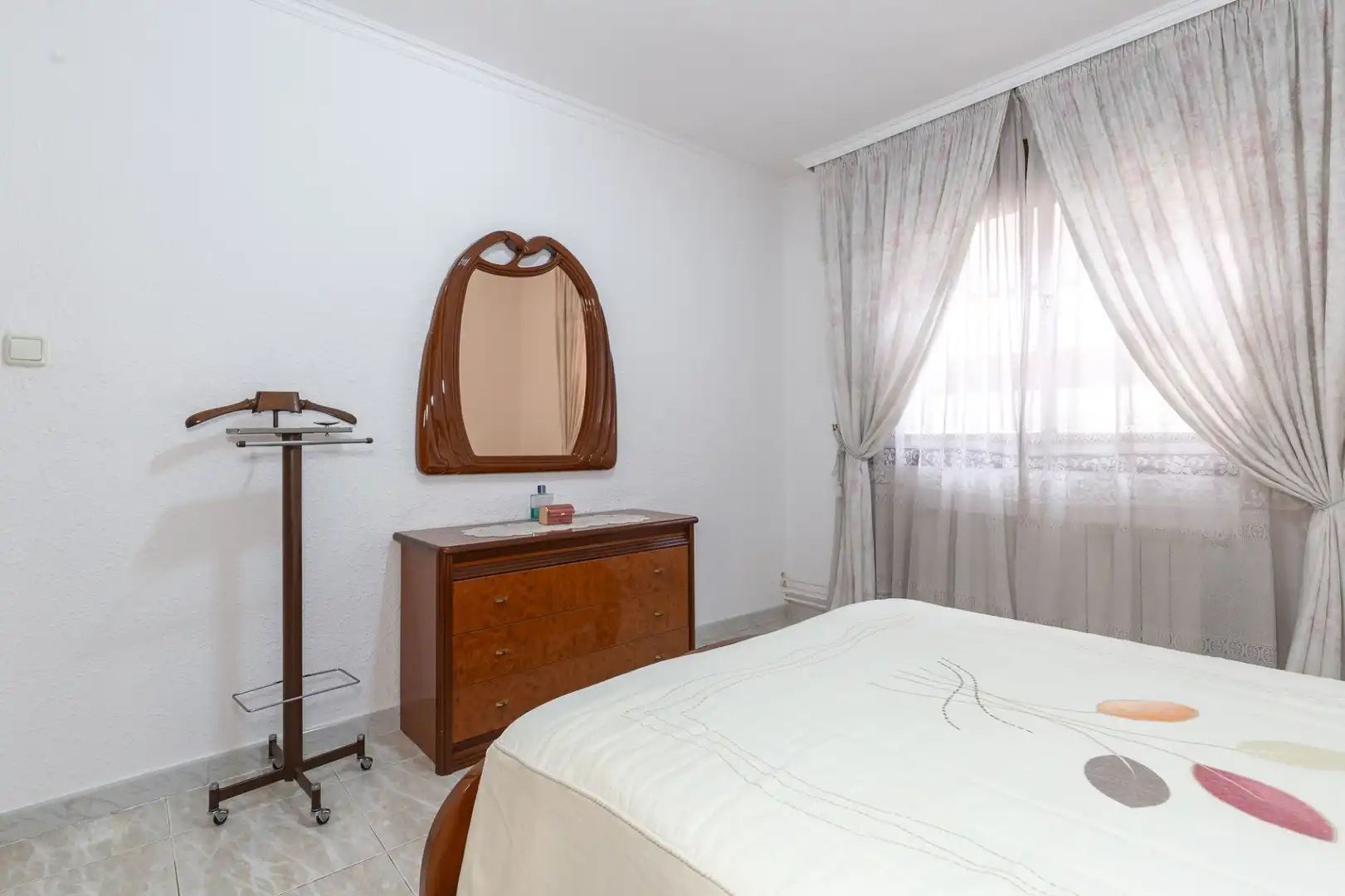 Bedroom of Flat for sale in Rubí  with Air Conditioner, Heating and Terrace