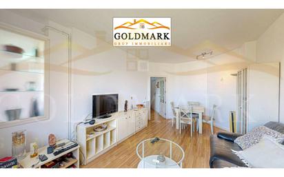 Living room of Flat for sale in  Barcelona Capital  with Heating, Parquet flooring and Terrace