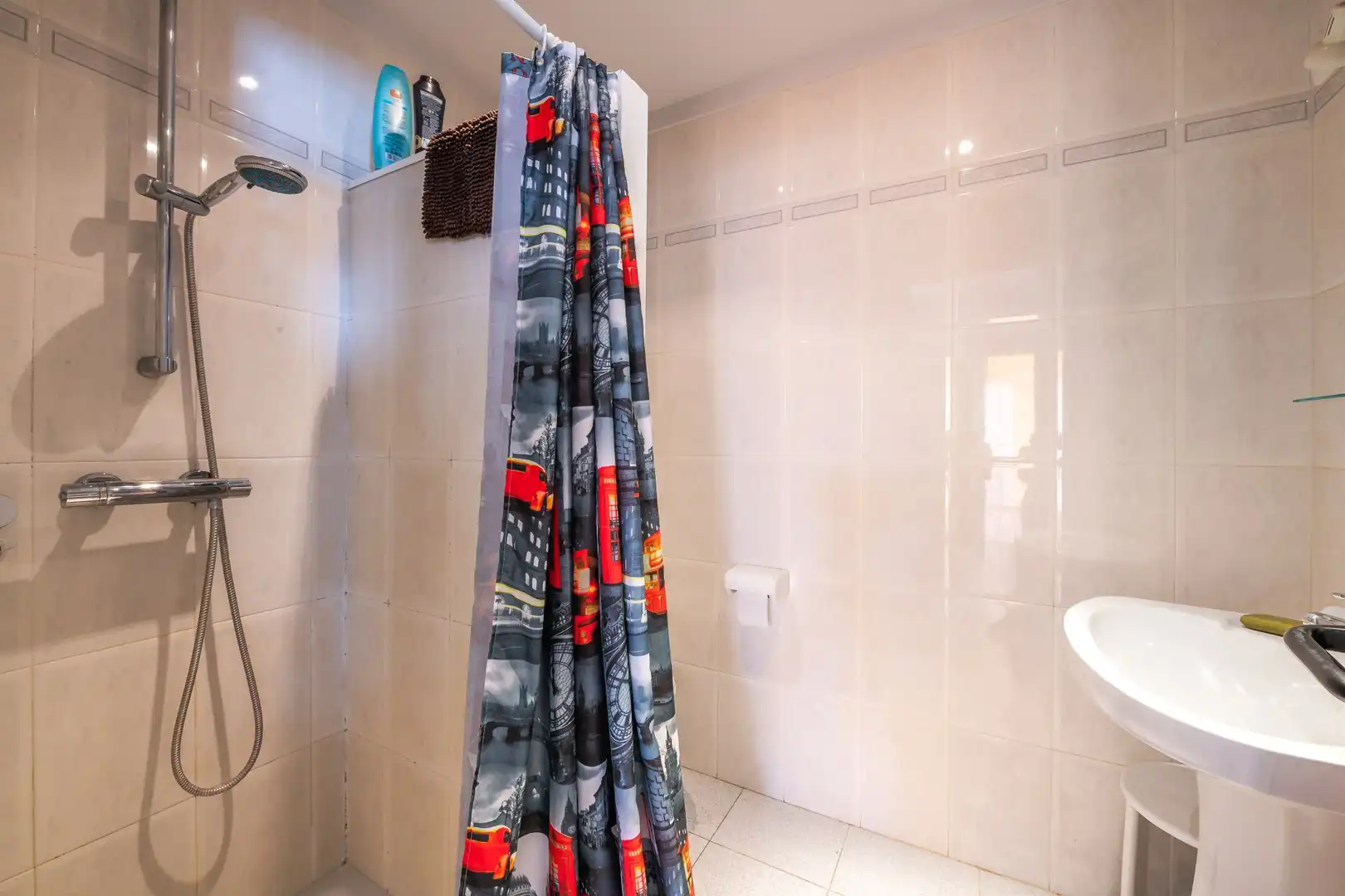 Baño de Casa o chalet en venta en Banyoles con Terraza, Piscina y Balcón