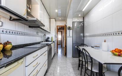 Kitchen of Flat for sale in Sabadell  with Heating