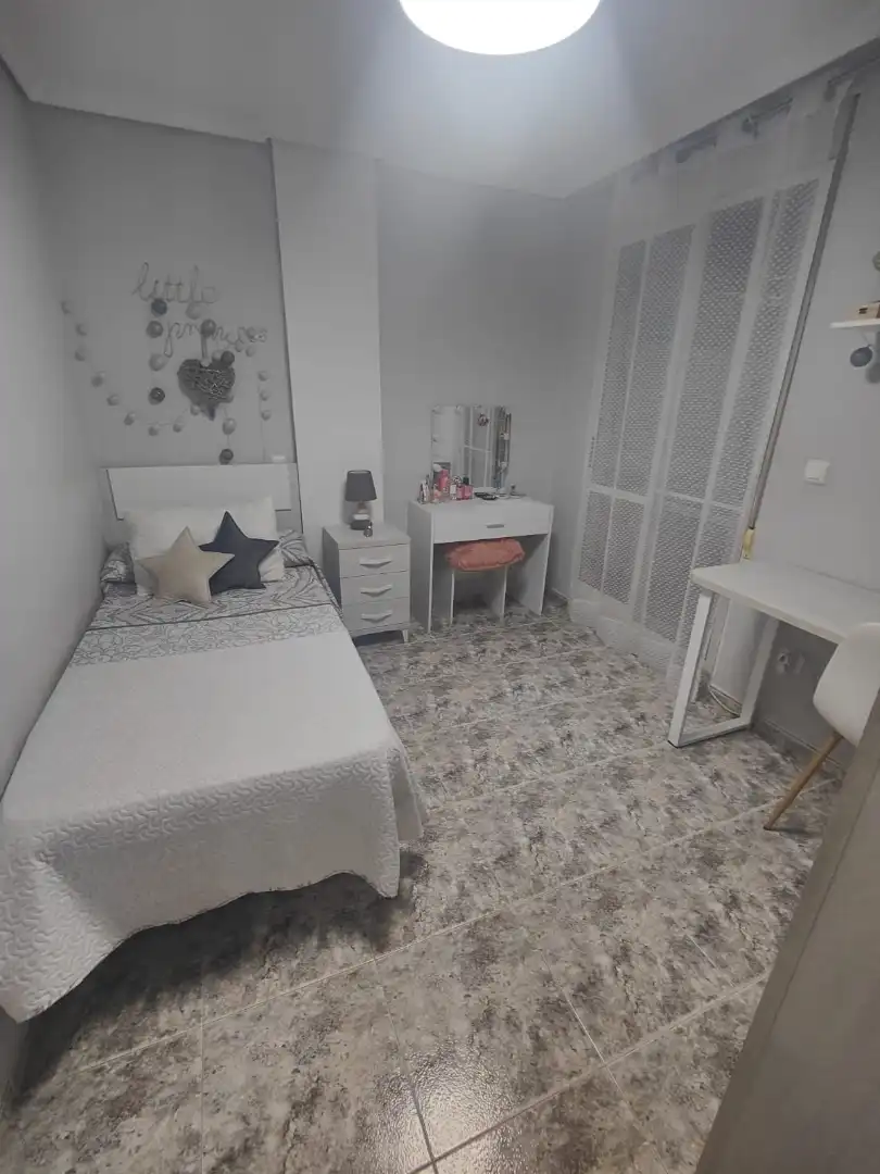 Habitación de Piso en venta en Vinaròs con Aire acondicionado, Calefacción y Balcón