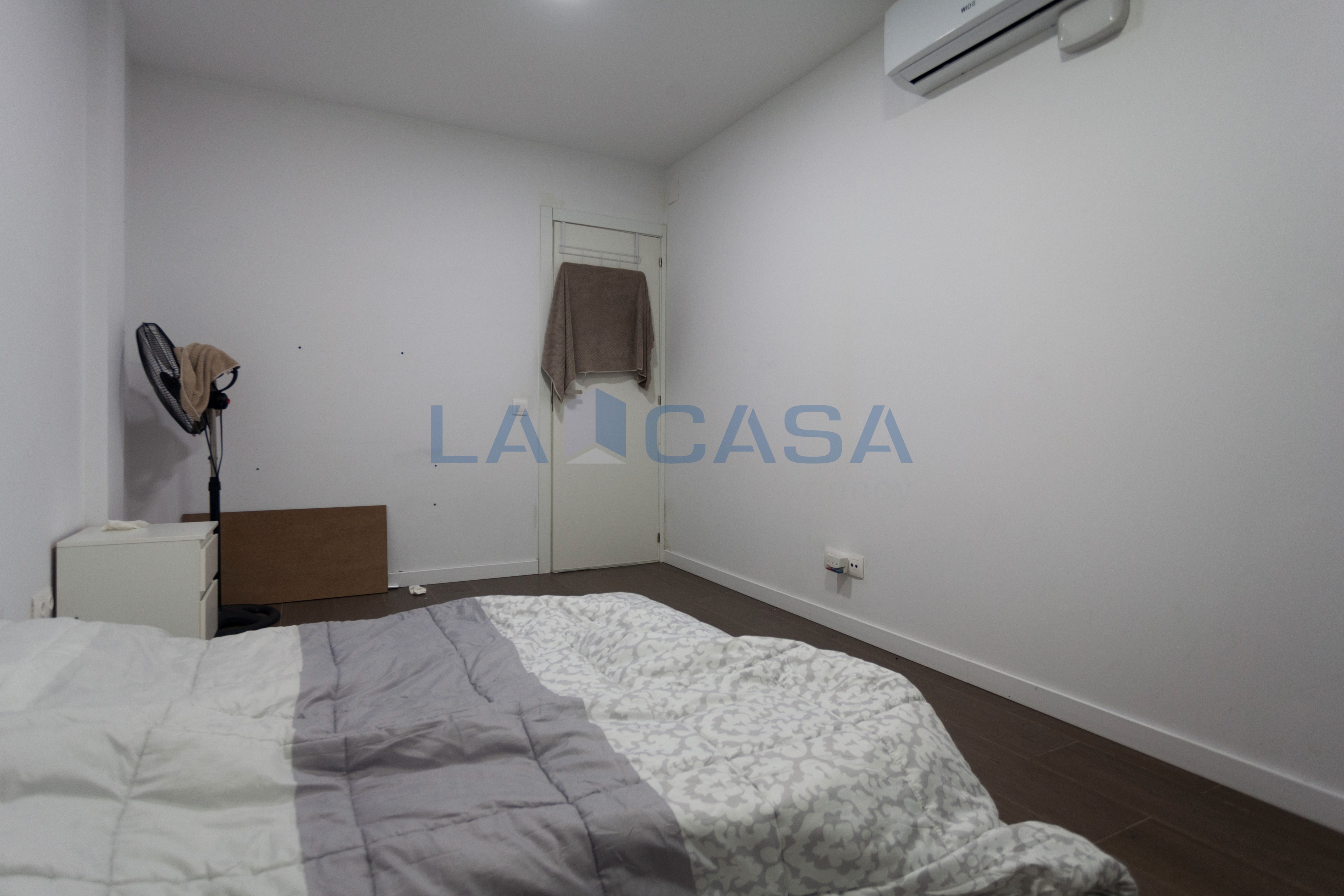 Planta baja en venta en L'Hospitalet de Llobregat con Terraza