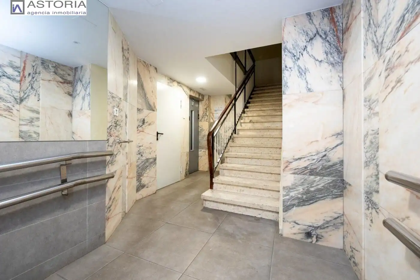 Piso con terraza en venta en Calle PEDRO ANTONIO DE ALARCON 81, imagen 18
