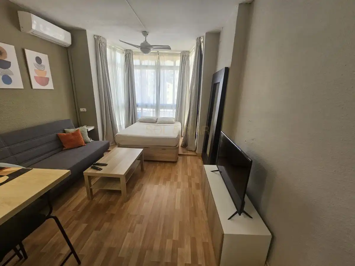 Study for rent in De los Manantiales, Manantiales - Estación de Autobuses