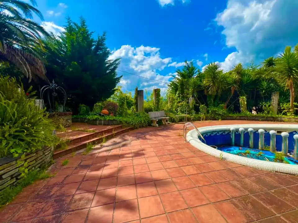 Garten von Gebäude zum Verkauf in Camargo