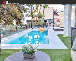 Piscina de Casa o xalet en venda en Alicante / Alacant amb Aire condicionat, Jardí privat i Piscina