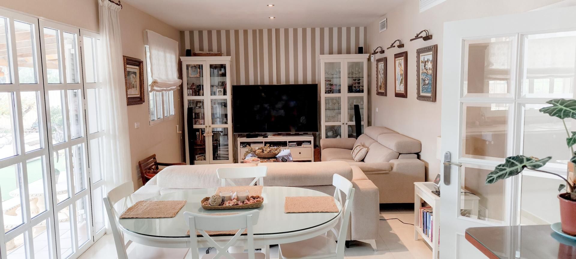 Living room of House or chalet for sale in  Murcia Capital  with Air Conditioner, Terrace and Swimming Pool