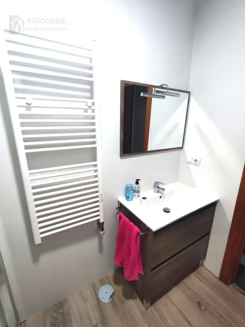 Baño de Piso en venta en Valladolid con Calefacción, Terraza y Amueblado