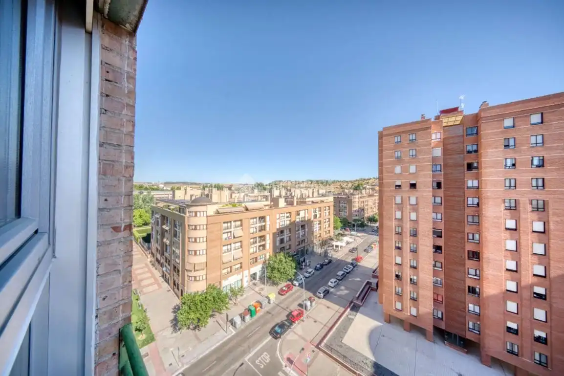 Vista exterior de Piso en venta en Valladolid con Calefacción y Parquet