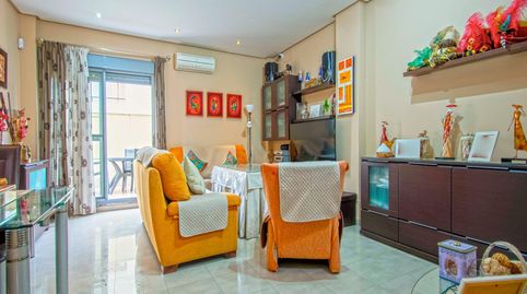 Foto 5 de Casa adosada en venta en Centro, Bormujos