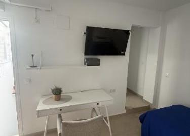 Foto 4 de Estudio de alquiler en Alameda Barceló, El Molinillo - Capuchinos, Málaga Capital