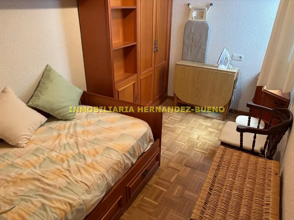 Bedroom of Flat for sale in Salamanca  with Heating and Balcony