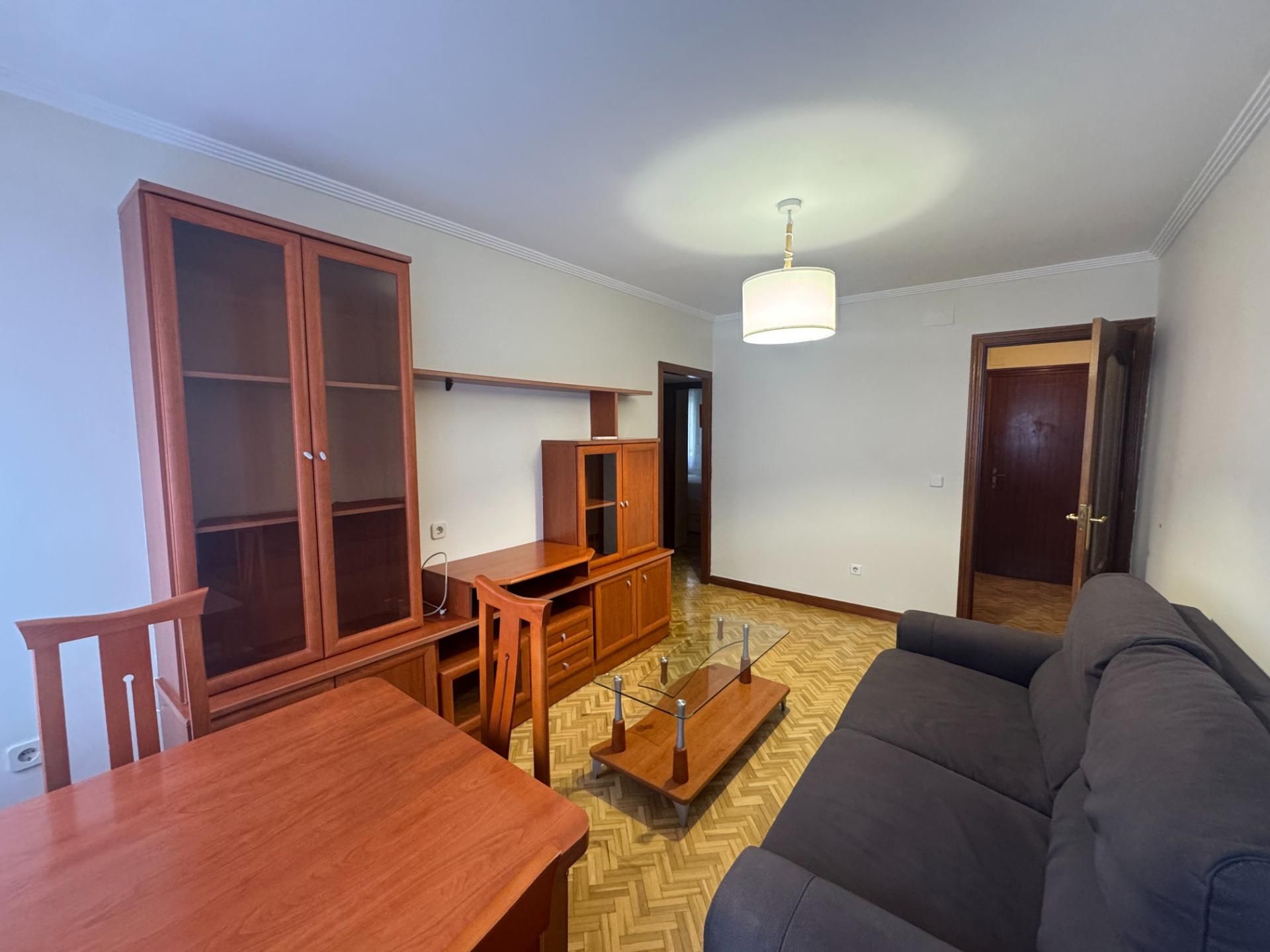 Sala de estar de Piso de alquiler en  Madrid Capital con Aire acondicionado, Calefacción y Jardín privado