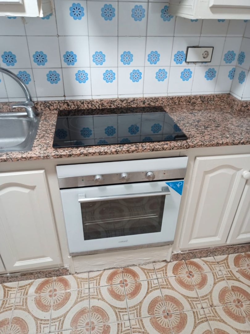 Kitchen of Flat for rent in Elche / Elx  with Air Conditioner and Furnished