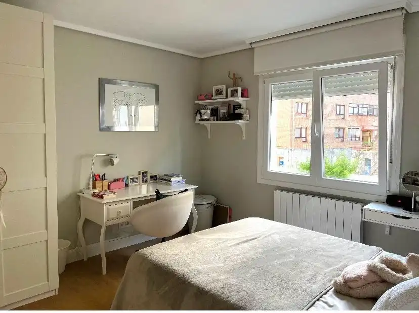 Bedroom of Flat for sale in Getxo   with Heating and Storage room