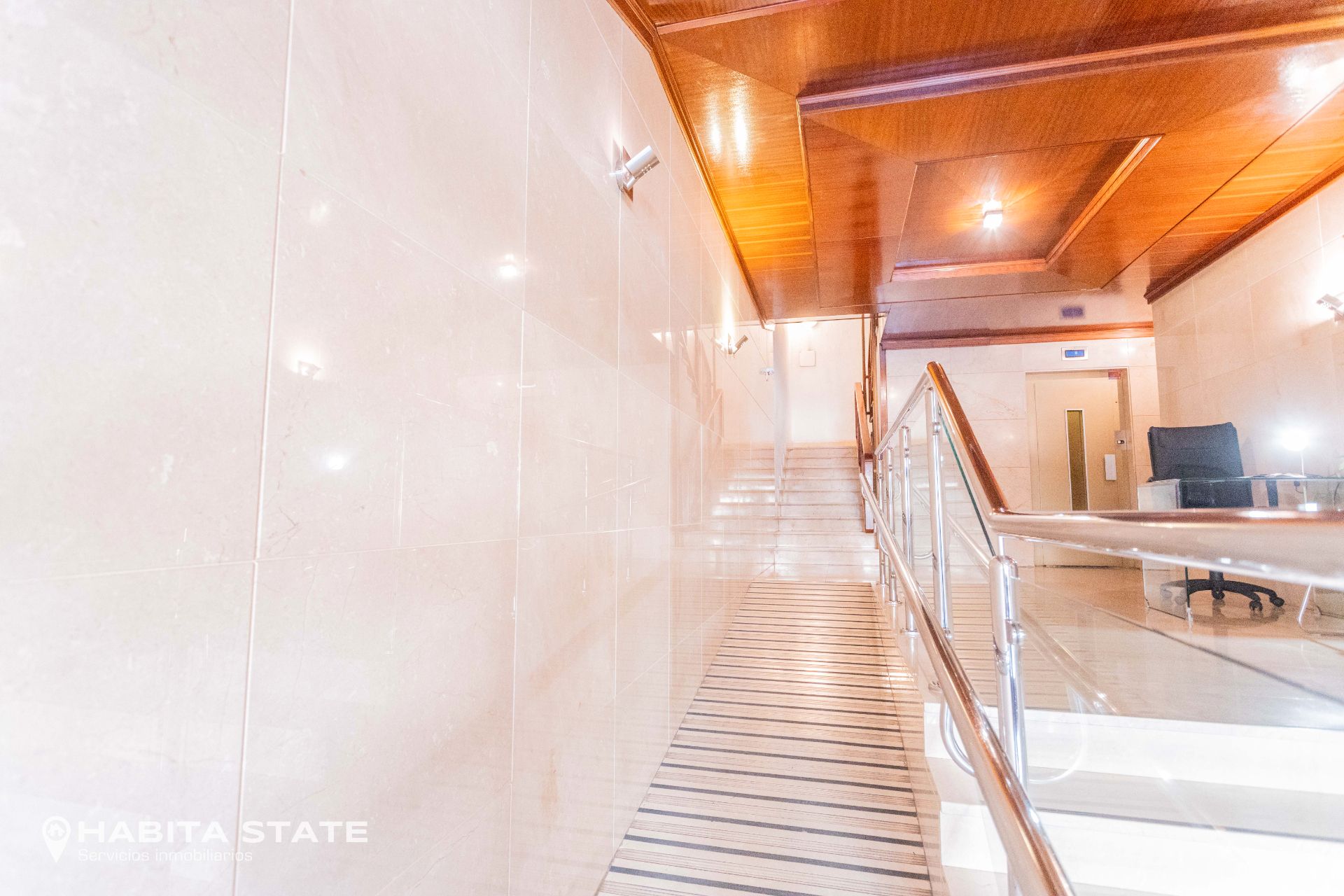 Flat for sale in  Almería Capital  with Air Conditioner, Heating and Oven