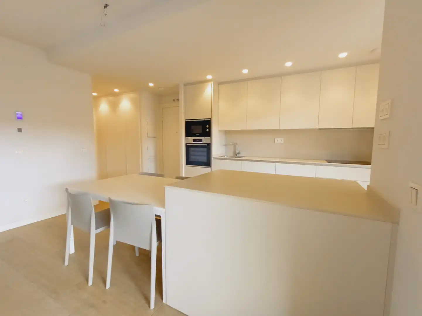 Cocina de Piso de alquiler en  Pamplona / Iruña con Calefacción, Terraza y Trastero