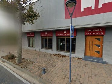 Pis en venda a Salomó