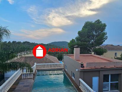 Vista exterior de Casa o xalet en venda en Náquera amb Aire condicionat, Terrassa i Piscina