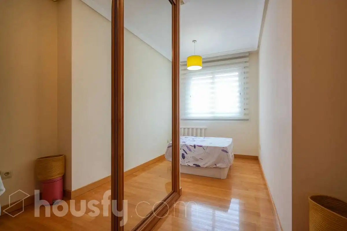 Habitación de Piso en venta en Madrid con Aire acondicionado, Calefacción y Jardín privado