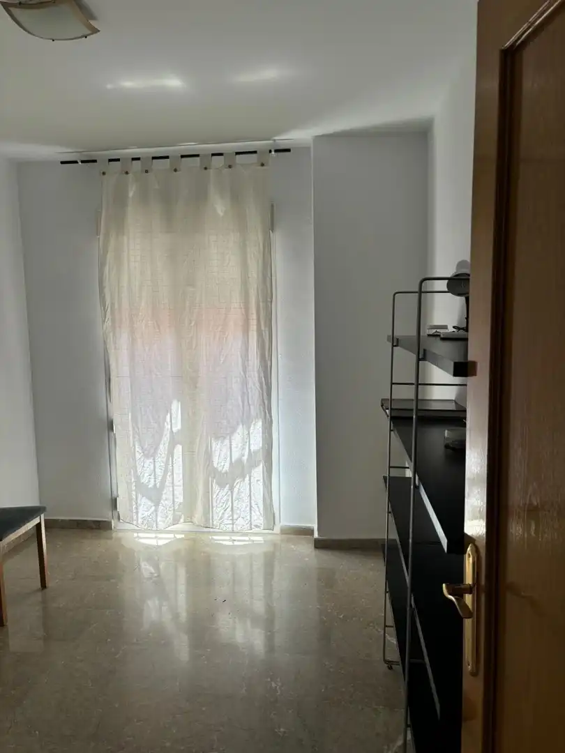 Habitación de Piso en venta en Badajoz con Calefacción, Trastero y Amueblado