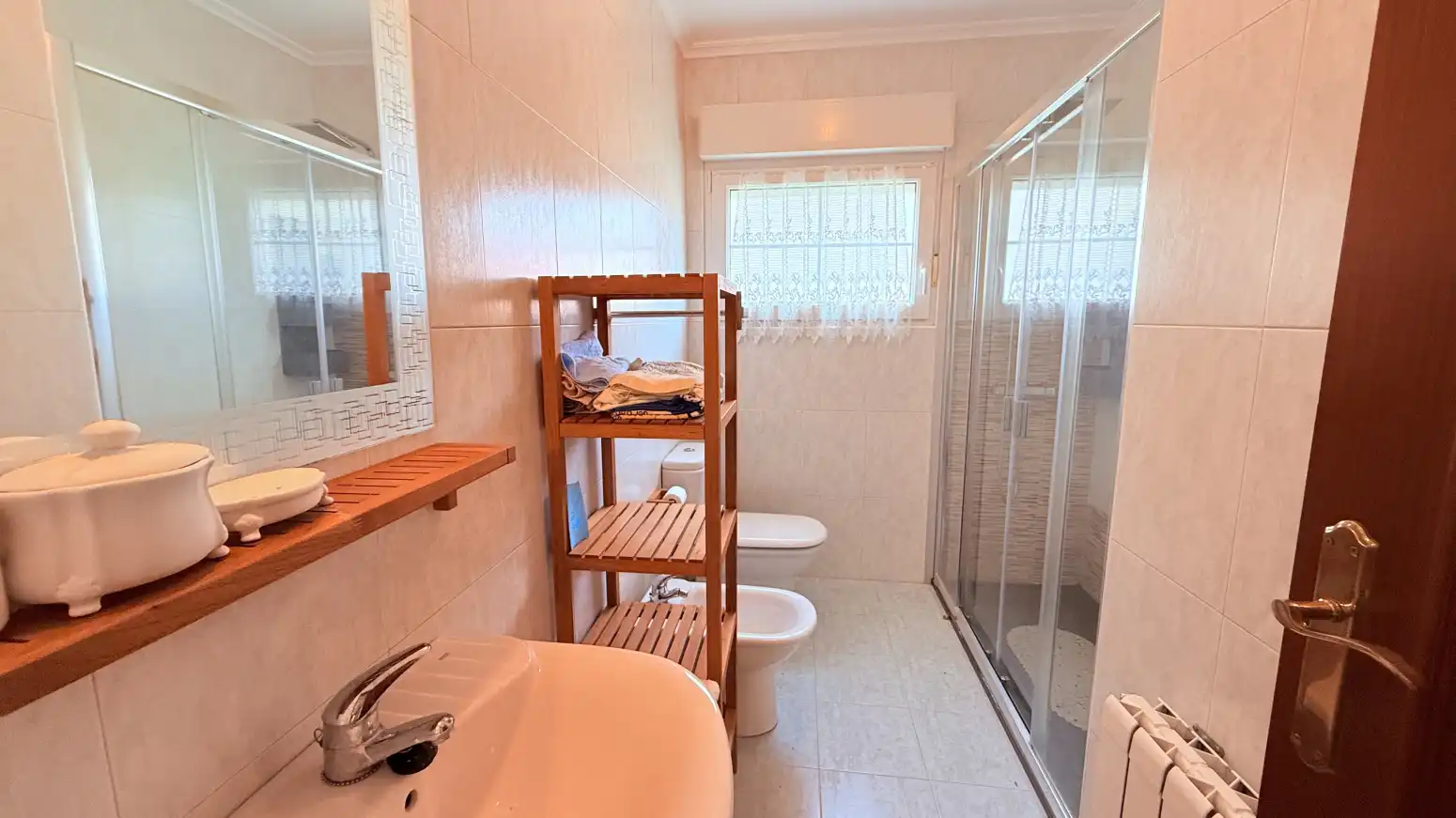 Baño de Casa adosada en venta en Alfoz de Lloredo con Calefacción, Jardín privado y Terraza