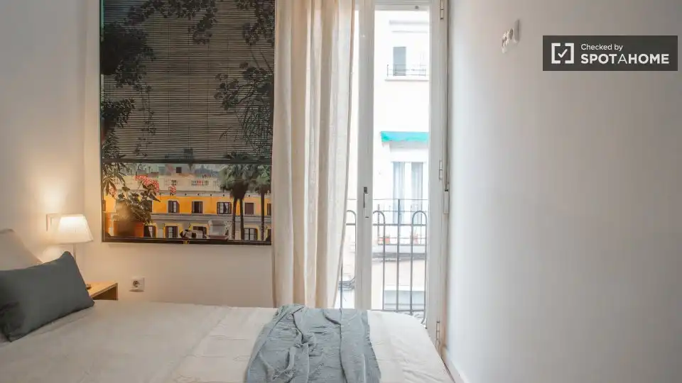 Wohnung mit Balkon zur Miete in Latina, imagen 4
