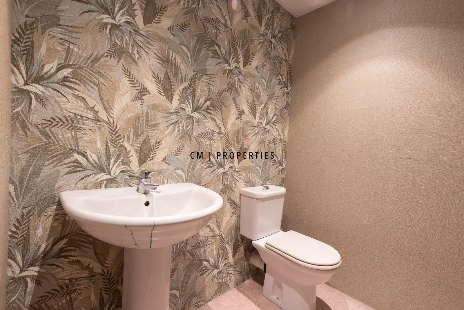 Baño de Oficina de alquiler en Valencia con Aire acondicionado