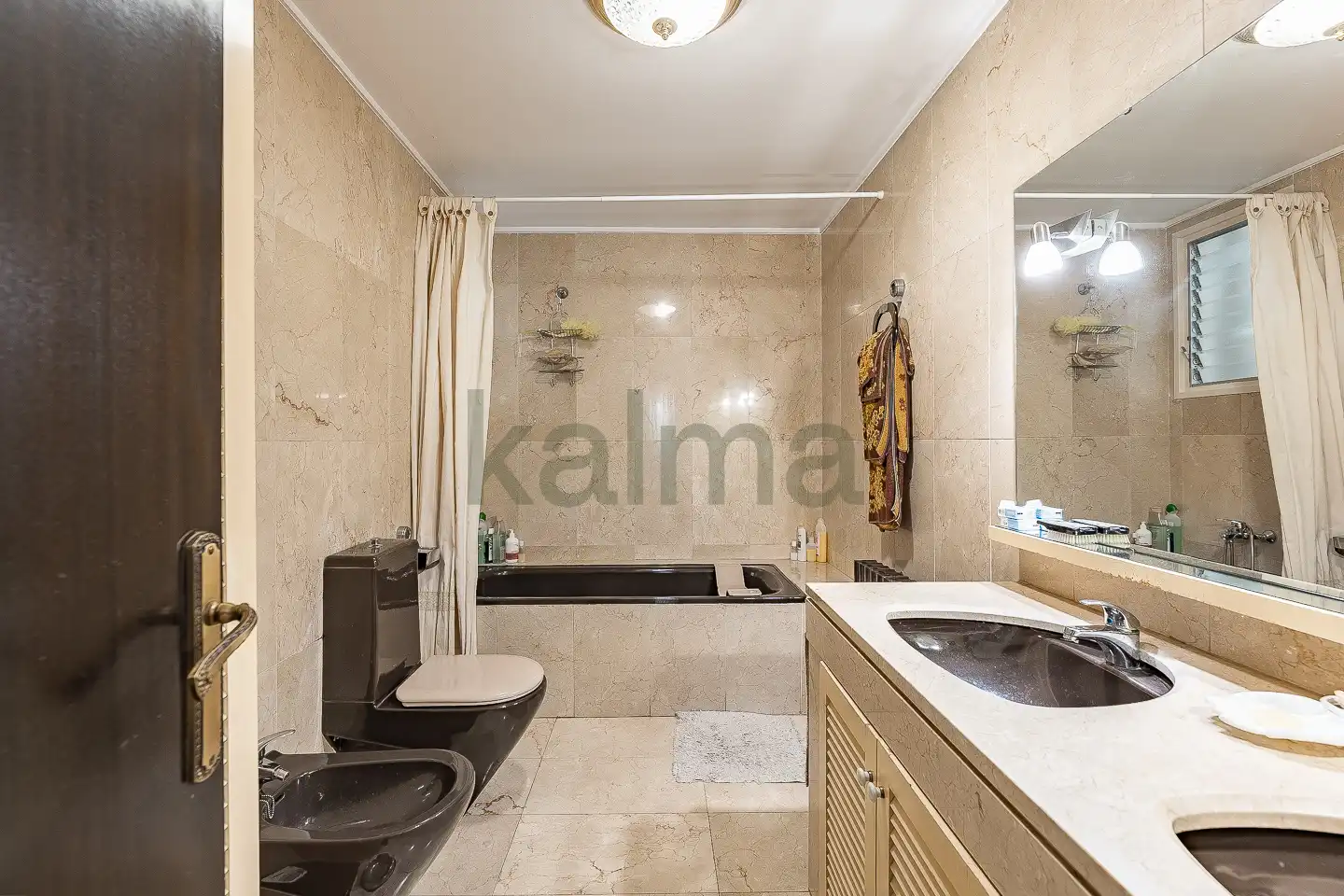 Bathroom of Detached homes for sale in Terrassa  with Air Conditioner, Heating and Private garden