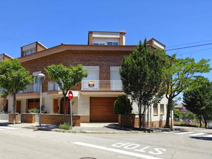 Exterior view of Single-family semi-detached for sale in Sant Joan de Vilatorrada  with Terrace