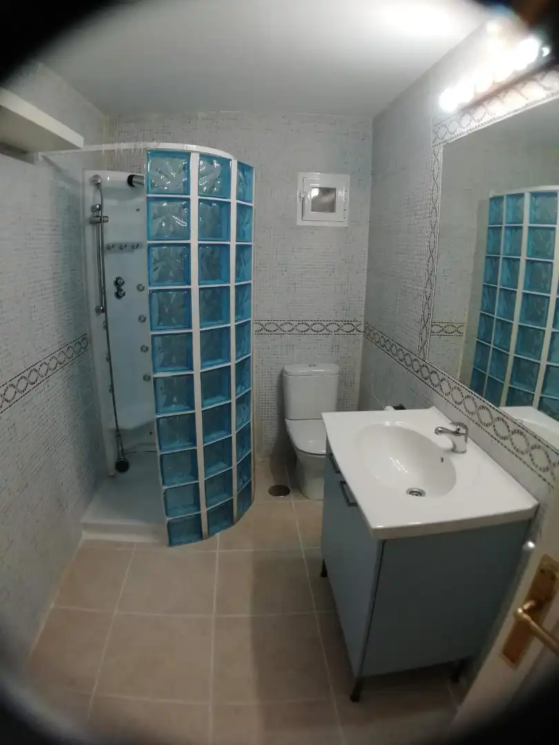 Baño de Piso en venta en Talavera de la Reina con Aire acondicionado, Calefacción y Terraza