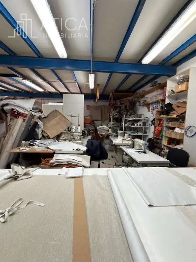 Nau industrial en venda a Castillejo de Martín Viejo