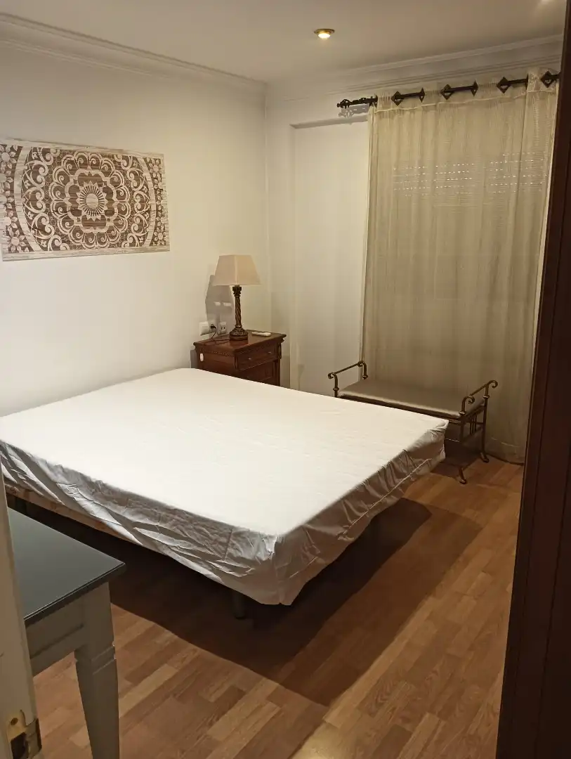 Bedroom of Flat for rent in Zaidín