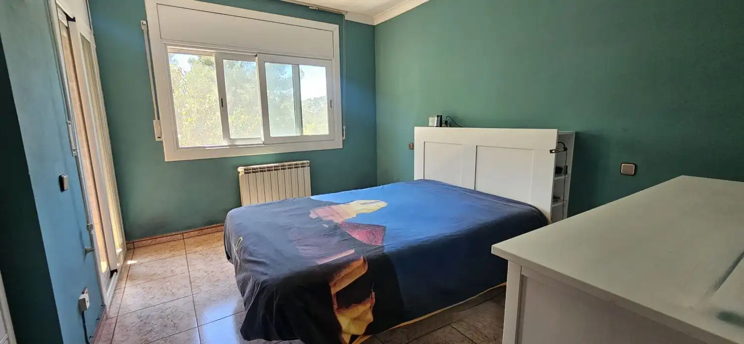 Dormitori de Casa o xalet en venda en Corbera de Llobregat amb Aire condicionat, Calefacció i Jardí privat