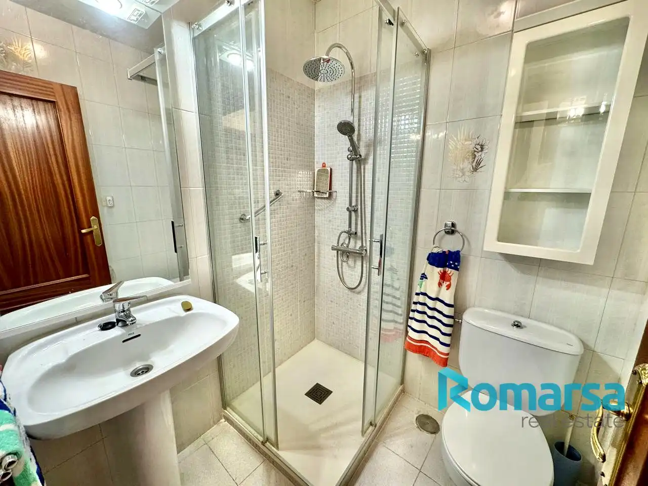 Baño de Piso en venta en Ávila con Calefacción, Parquet y Trastero