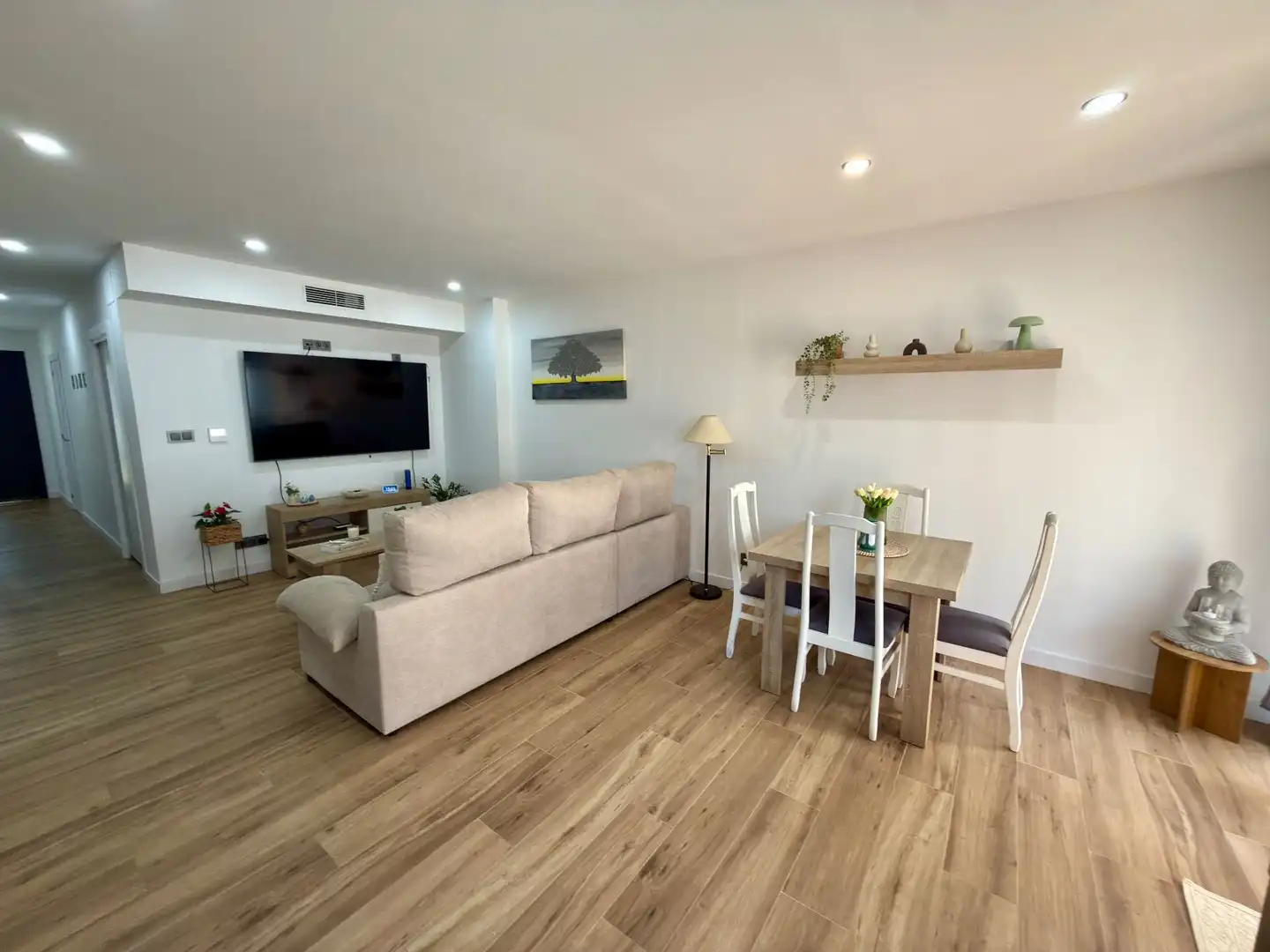 Sala de estar de Casa o chalet en venta en Santa Margarida I Els Monjos con Aire acondicionado, Jardín privado y Terraza